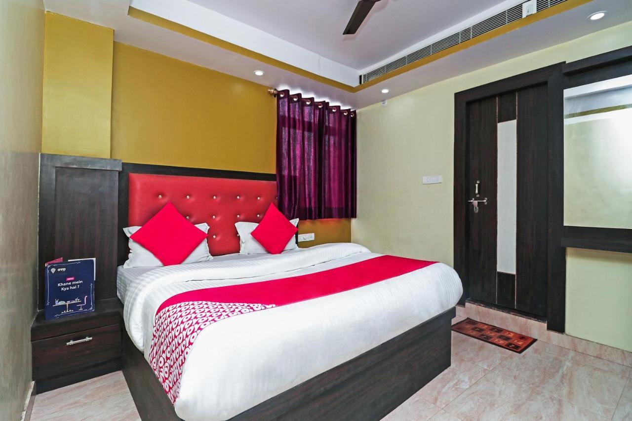 Oyo 15169 Hotel Rk Inn Lucknow Exteriör bild
