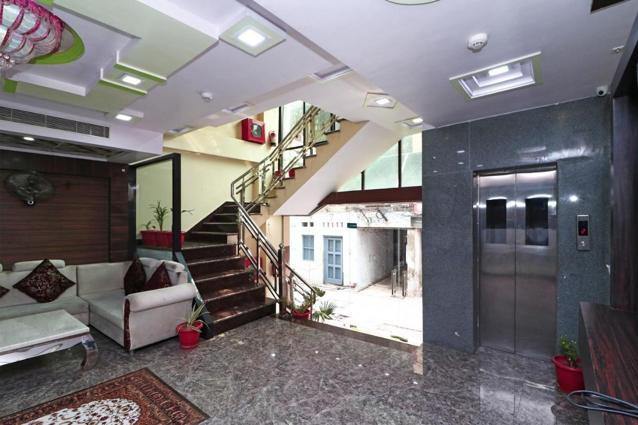 Oyo 15169 Hotel Rk Inn Lucknow Exteriör bild