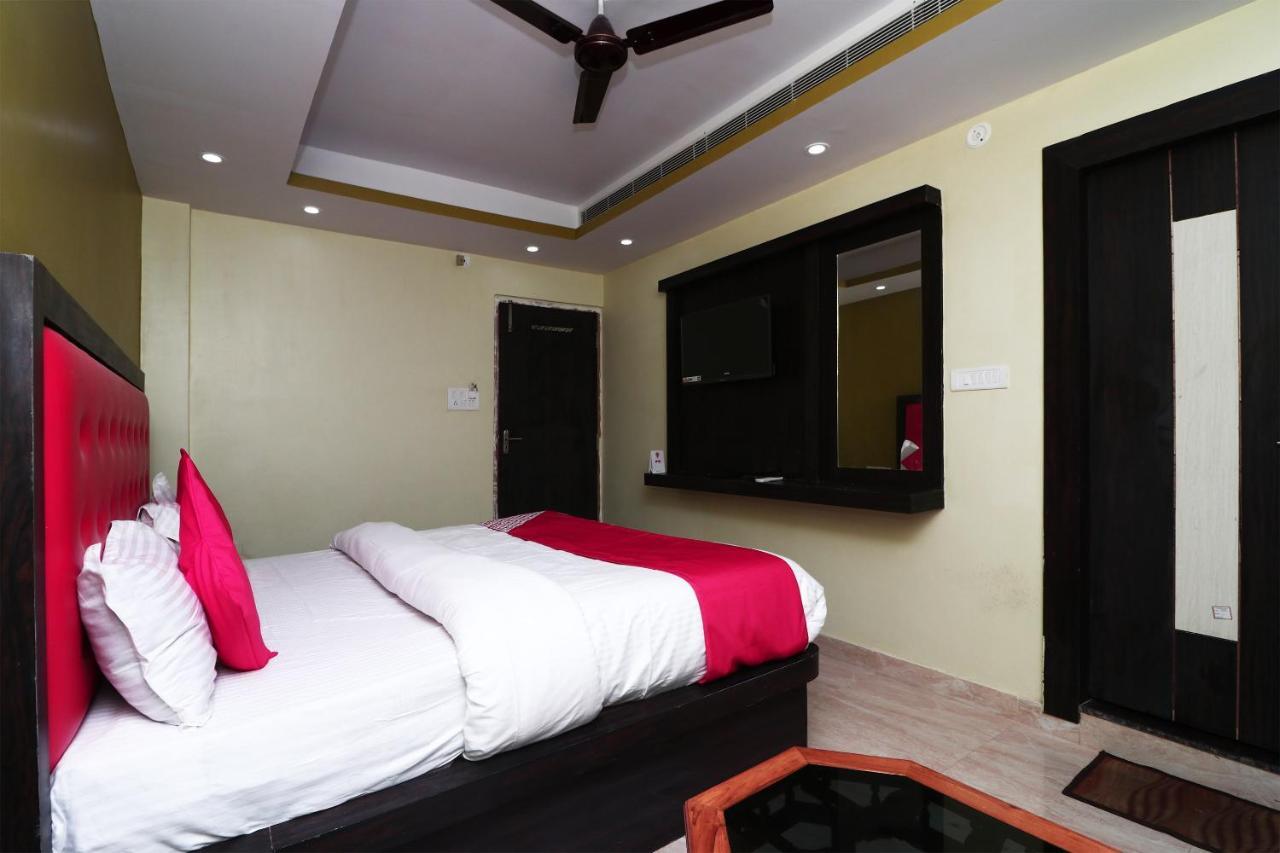 Oyo 15169 Hotel Rk Inn Lucknow Exteriör bild